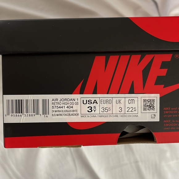 New Air Jordan 1 Retro High GS - Picture 6 of 6